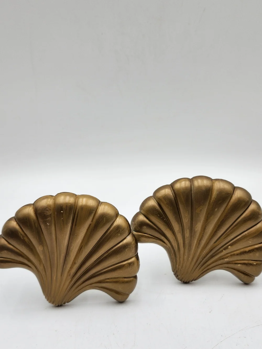 Vintage Metal Antique Gold Brass Shell Curtain Tie-Backs Hollywood Regency